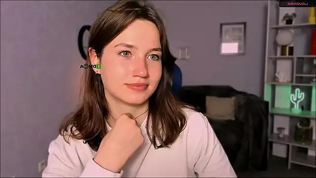 Entertain your itch for girls livestreamers with our collection of stunning models, skilled in the art of temptation and delight.