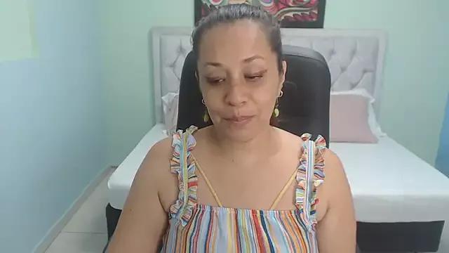 Hera_goddesss from StripChat is Freechat
