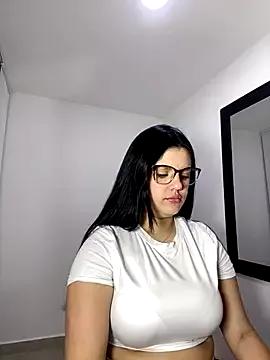 Hillskim1 from StripChat is Freechat