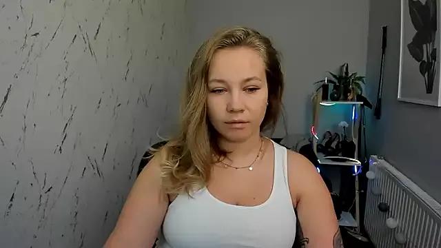 Entertain your itch for girls livestreamers with our collection of stunning models, skilled in the art of temptation and delight.