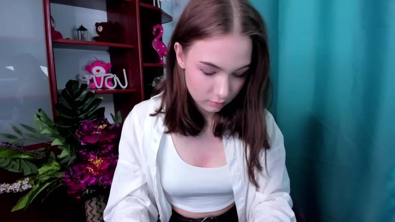 HollyCarroll from StripChat