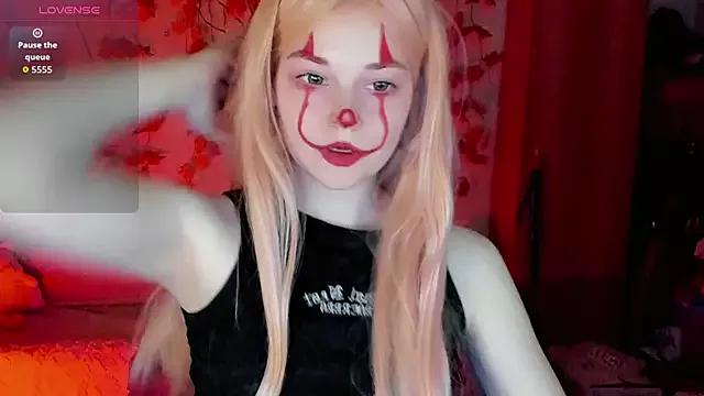 HoneyDazzle from StripChat is Freechat