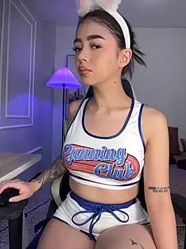 HoneyMollyX from StripChat is Freechat