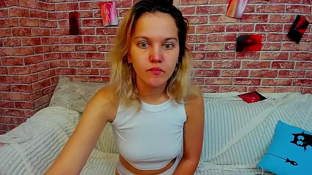 Entertain your itch for girls livestreamers with our collection of stunning models, skilled in the art of temptation and delight.