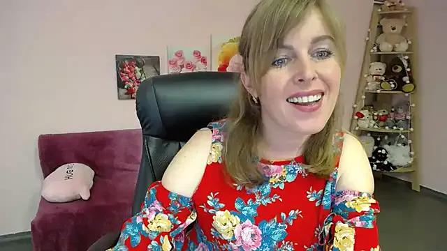Entertain your itch for girls livestreamers with our collection of stunning models, skilled in the art of temptation and delight.