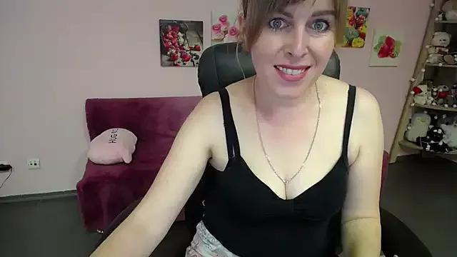 Entertain your itch for girls livestreamers with our collection of stunning models, skilled in the art of temptation and delight.