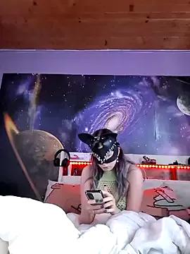 Hot_SkinnyGirl from StripChat is Freechat