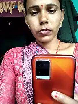 Hotinami from StripChat is Freechat