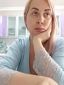 HotJanet from StripChat is Freechat