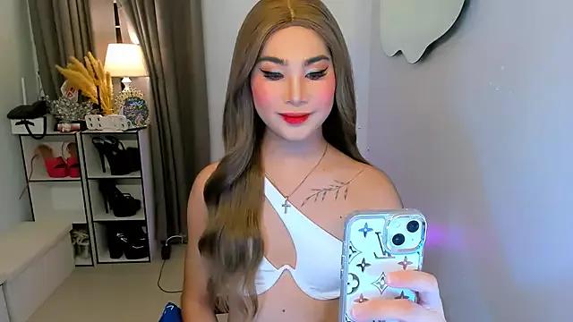 Entertain your itch for girls livestreamers with our collection of stunning models, skilled in the art of temptation and delight.