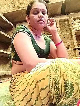 HOTSIYA21 from StripChat is Freechat