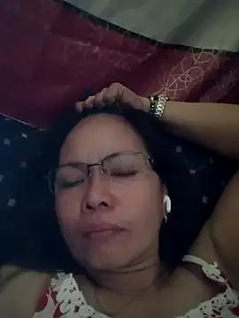 HOTTIE_MILF from StripChat is Freechat