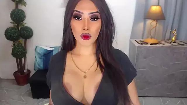 HUGECOCK_Aussie from StripChat is Freechat