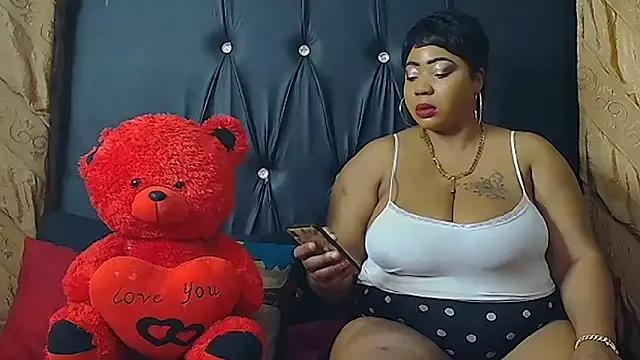 HUMONGUOUSTITSS from StripChat is Freechat
