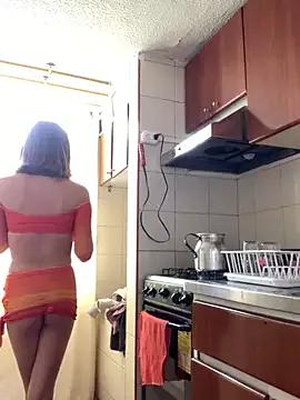 iam_sara from StripChat is Freechat