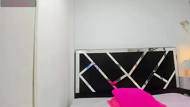 Entertain your itch for girls livestreamers with our collection of stunning models, skilled in the art of temptation and delight.