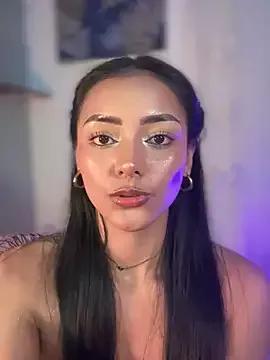im-isabella from StripChat is Freechat
