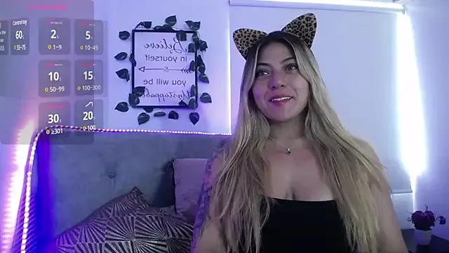 Entertain your itch for girls livestreamers with our collection of stunning models, skilled in the art of temptation and delight.