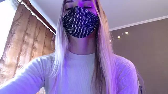 Iris_lave from StripChat is Freechat