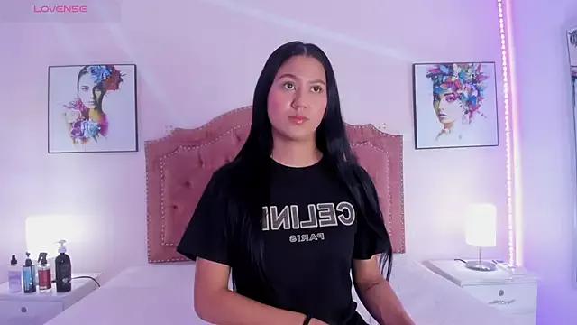 Iris_Thompson_ from StripChat is Freechat