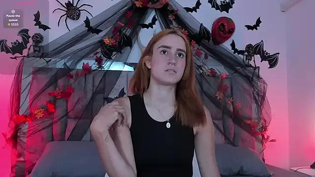 Isa_blue14 from StripChat is Freechat