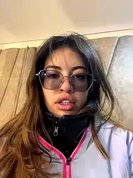 Entertain your itch for girls livestreamers with our collection of stunning models, skilled in the art of temptation and delight.