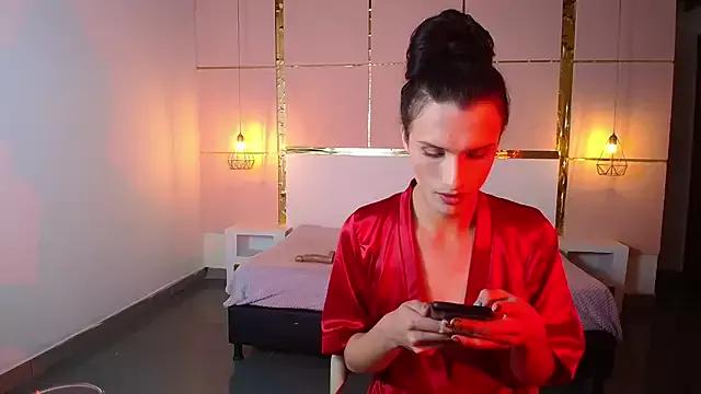 IsabelFernandez from StripChat is Freechat