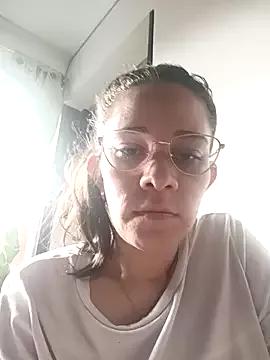 Isabella5_Brown_ from StripChat is Freechat