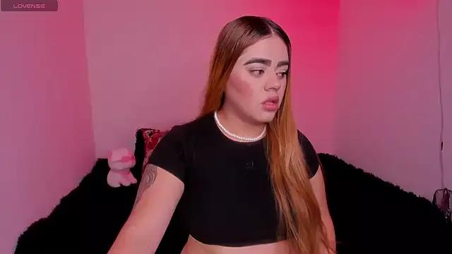 isabella_arias2 from StripChat is Freechat