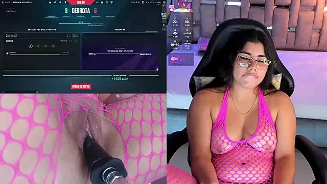 Entertain your itch for girls livestreamers with our collection of stunning models, skilled in the art of temptation and delight.