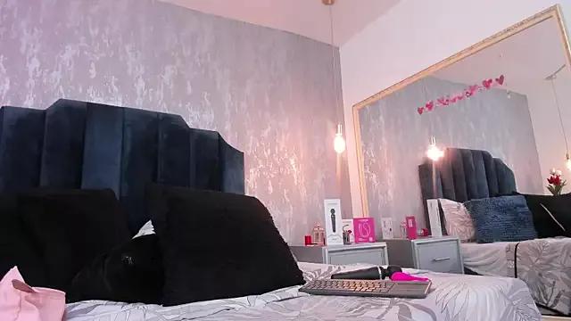 Isis_ariany_ from StripChat is Freechat