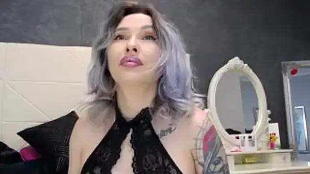 Entertain your itch for girls livestreamers with our collection of stunning models, skilled in the art of temptation and delight.