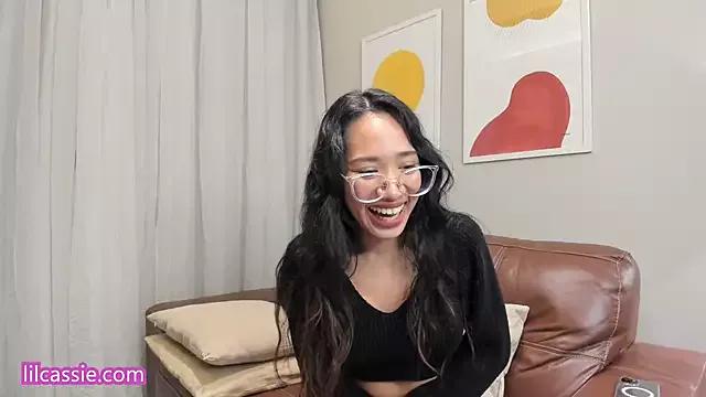 Entertain your itch for girls livestreamers with our collection of stunning models, skilled in the art of temptation and delight.