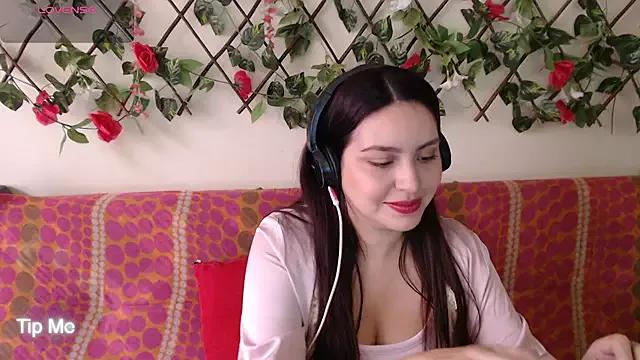 Entertain your itch for girls livestreamers with our collection of stunning models, skilled in the art of temptation and delight.