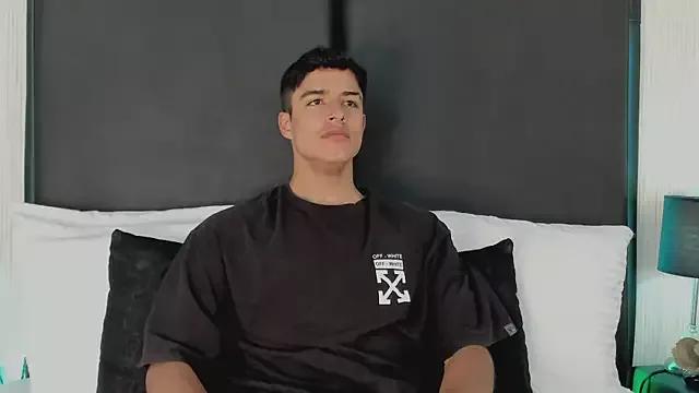 JacobBikerr from StripChat is Freechat