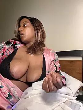 JamaicanSexyAss from StripChat is Freechat