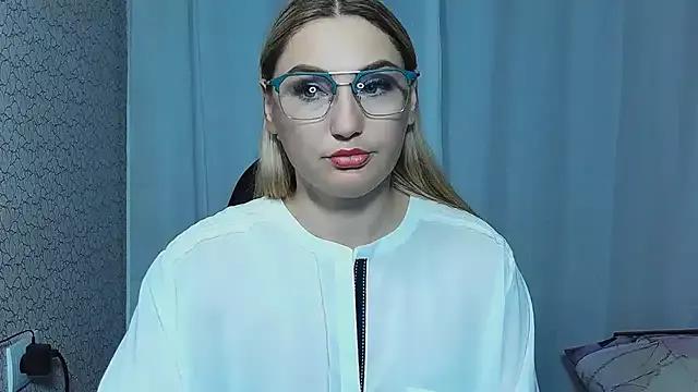 JaneLaJewel from StripChat is Freechat