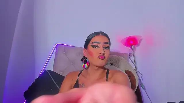 jasmindivas from StripChat is Freechat