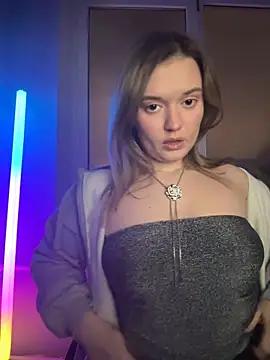 Entertain your itch for girls livestreamers with our collection of stunning models, skilled in the art of temptation and delight.