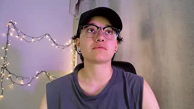 jeroharper from StripChat is Freechat