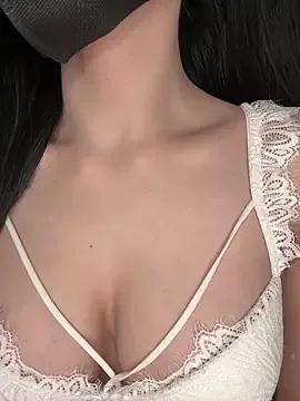 Entertain your itch for girls livestreamers with our collection of stunning models, skilled in the art of temptation and delight.