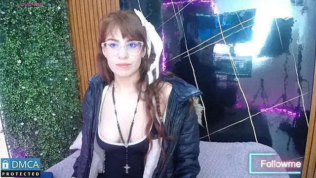 Jessi_Walker from StripChat is Freechat