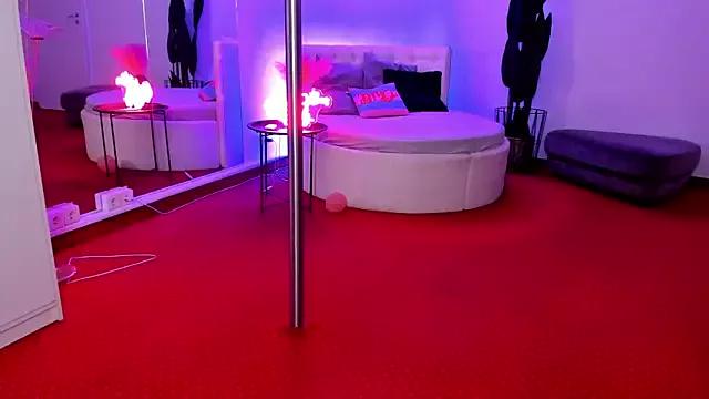 Entertain your itch for girls livestreamers with our collection of stunning models, skilled in the art of temptation and delight.