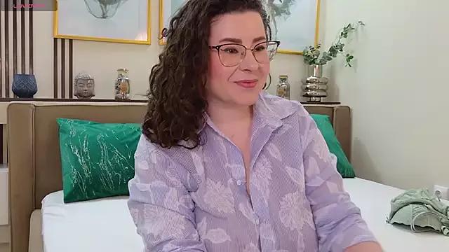 JESSYKA from StripChat is Freechat