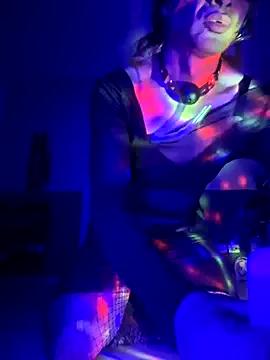 JessySexybitch from StripChat is Freechat