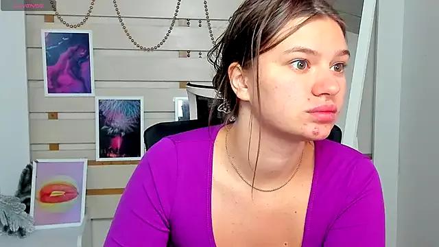 Josephine_Kiss from StripChat is Freechat