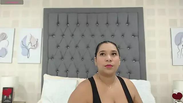 Entertain your itch for girls livestreamers with our collection of stunning models, skilled in the art of temptation and delight.