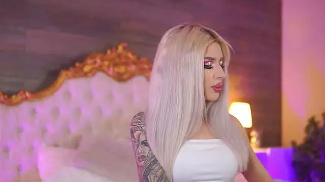 Entertain your itch for girls livestreamers with our collection of stunning models, skilled in the art of temptation and delight.