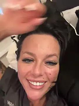 juicylucie from StripChat is Freechat