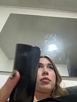Jules_Anderson from StripChat is Freechat